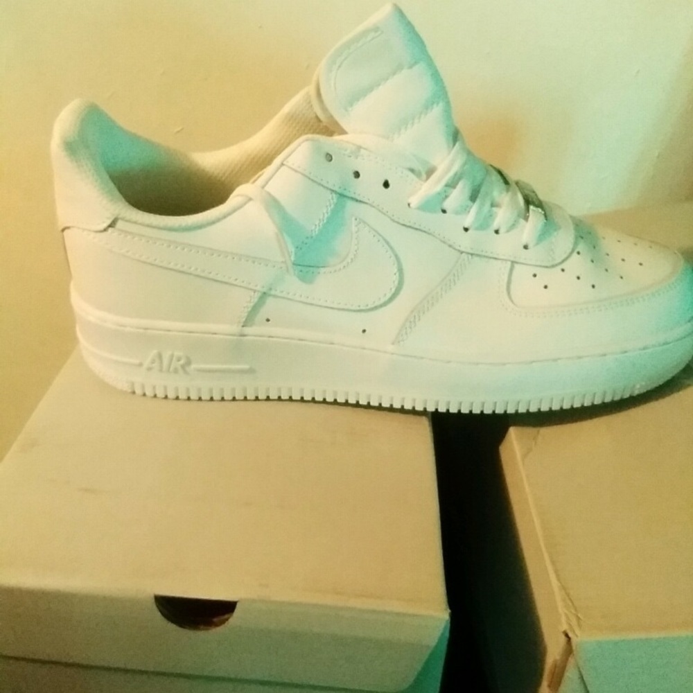 Brand shoes